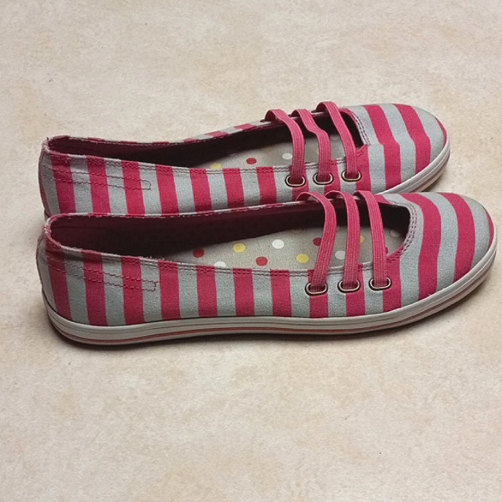 Candies slip ons